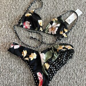 Billabong Reversible Bikini